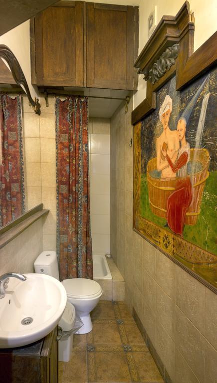 Art & House Apartman Lviv Kültér fotó